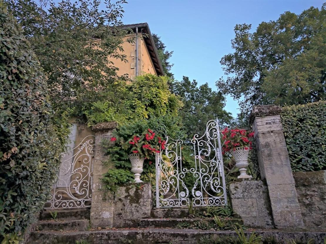 Residence Les Trois Jardins Avec Wifi Et Parking Gratuit Sarlat-la-Canéda Exterior foto