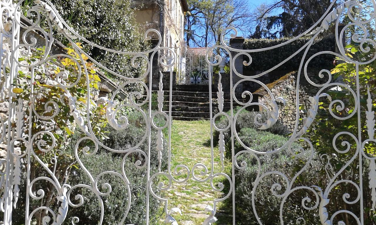 Residence Les Trois Jardins Avec Wifi Et Parking Gratuit Sarlat-la-Canéda Exterior foto